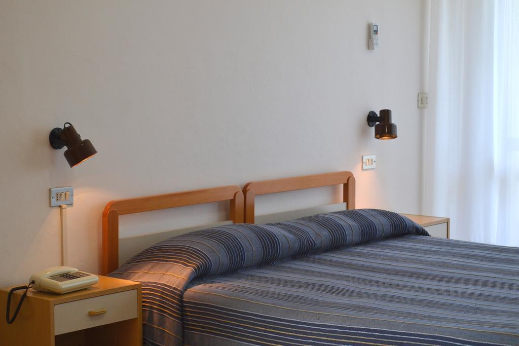 Hotel Quattropalme Tortoreto Zewnętrze zdjęcie