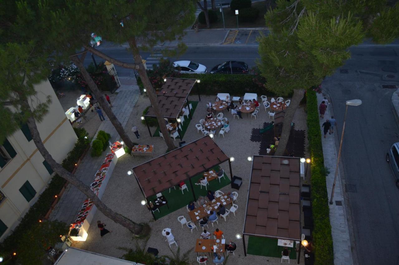 Hotel Quattropalme Tortoreto Pokój zdjęcie